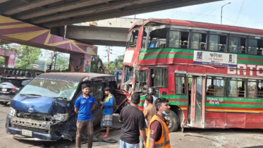 দুর্ঘটনার কবলে ঢাবির বাস, আহত অন্তত ৮ শিক্ষার্থী দুর্ঘটনার কবলে ঢাবির বাস, আহত অন্তত ৮ শিক্ষার্থী