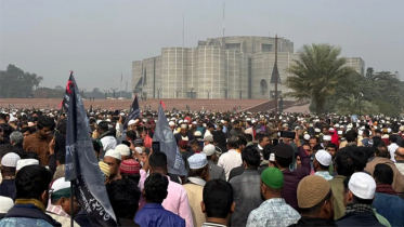 প্রিয় নেত্রীর শেষ বিদায়ে ঢাকায় সর্বস্তরের মানুষের ঢল