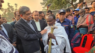 দিপু চন্দ্র দাসের পরিবারের পাশে অন্তর্বর্তী সরকার