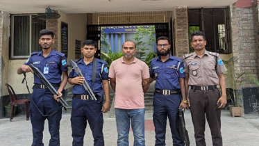ফরিদপুরের সালথায় ইউপি চেয়ারম্যান বাবু মোল্যা গ্রেপ্তার ফরিদপুরের সালথায় ইউপি চেয়ারম্যান বাবু মোল্যা গ্রেপ্তার