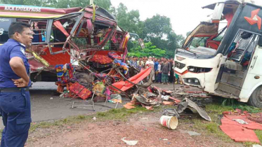ফরিদপুরে দুই বাসে মুখোমুখি সংঘর্ষ, নিহত ৩
