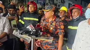 মিরপুরের আগুন পুরোপুরি নেভাতে ‘কয়েকদিন লাগতে পারে’