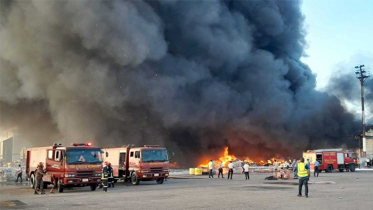 বিমানবন্দরের আগুন নিয়ন্ত্রণের কাজে ফায়ারের ৩৭ ইউনিট