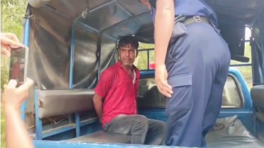 শ্রীপুরে শীর্ষ চাঁদাবাজকে ধরে পুলিশে দিল বিএনপি কর্মীরা