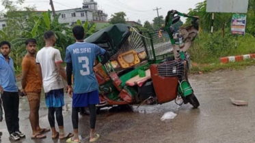 গাজীপুরে ট্রাকচাপায় অটোরিকশার ২ যাত্রী নিহত