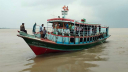 ৪৬ ঘণ্টা পর দৌলতদিয়া-পাটুরিয়া নৌরুটে লঞ্চ চলাচল শুরু