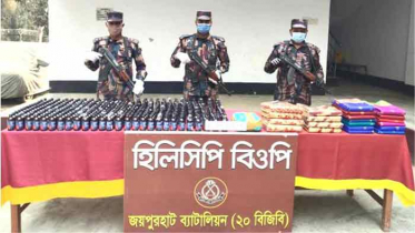 হিলি সীমান্তে মাদকসহ শাড়ি উদ্ধার