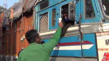 হিলিতে ভারতীয় ট্রাকচালকদের করোনা পরীক্ষা হচ্ছে না