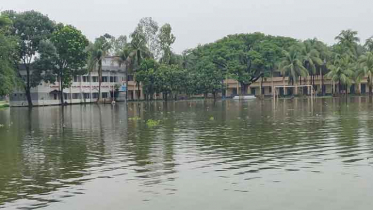 টানা বৃষ্টিতে হিলির বিভিন্ন স্থানে জলাবদ্ধতা 