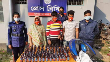 হিলিতে ফেনসিডিলসহ আটক ৩