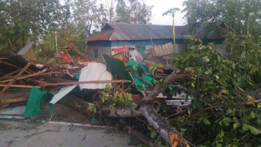 হবিগঞ্জে বজ্রপাতে স্কুলছাত্রীর মৃত্যু, ঝড়ে ব্যাপক ক্ষতি