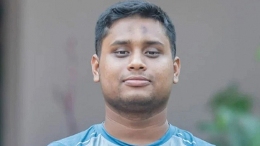 মুহূর্তে ভাইরাল হাসনাত আবদুল্লাহর ‘লাল কার্ড’ পোস্ট