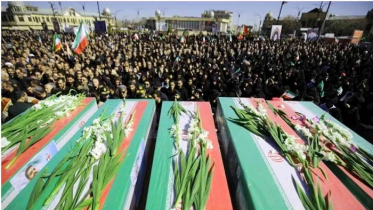 তেহরানে আলি লারিজানি ও সোলাইমানির জানাজা অনুষ্ঠিত