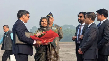ঢাকায় পৌঁছেছেন ভারতের পররাষ্ট্রসচিব মিশ্রি