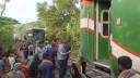 জয়পুরহাটে ট্রেন লাইনচ্যুত, ৫ ঘণ্টা পর চলাচল স্বাভাবিক