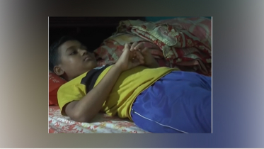 জটিল রোগে আক্রান্ত জুবায়ের, চিকিৎসা ব্যয় চালাতে পারছে না পরিবার