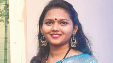 প্রাইভেটকারের ধাক্কায় খুবি শিক্ষার্থী মৌমিতা নিহত