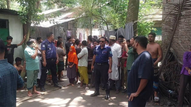 কালকিনিতে মহিলা মাদ্রাসায় বোমা বিস্ফোরণ, ৫ শিক্ষার্থী আহত কালকিনিতে মহিলা মাদ্রাসায় বোমা বিস্ফোরণ, ৫ শিক্ষার্থী আহত