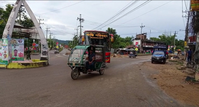 খাগড়াছড়িতে সড়ক অবরোধ পুরোপুরি প্রত্যাহার