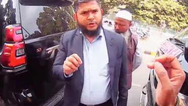 ক্যান্ট চেকপোস্টে সেনাসদস্যদের সঙ্গে বাকবিতণ্ডায় জড়ালেন জামায়াত প্রার্থী ক্যান্ট চেকপোস্টে সেনাসদস্যদের সঙ্গে বাকবিতণ্ডায় জড়ালেন জামায়াত প্রার্থী