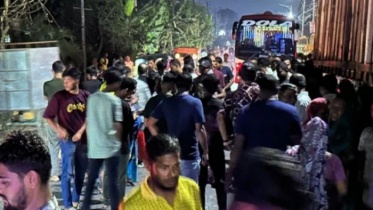 খুলনায় বাস-মোটরসাইকেল সংঘর্ষে স্বামী-স্ত্রী নিহত খুলনায় বাস-মোটরসাইকেল সংঘর্ষে স্বামী-স্ত্রী নিহত