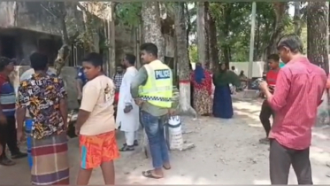 খুলনায় সিঁধ কেটে ঘরে ঢুকে ব্যবসায়ীকে কুপিয়ে হত্যা খুলনায় সিঁধ কেটে ঘরে ঢুকে ব্যবসায়ীকে কুপিয়ে হত্যা