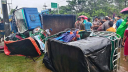 খুলনায় নিয়ন্ত্রণ হারিয়ে ইজিবাইকে ট্রাকের ধাক্কা, নিহত ২