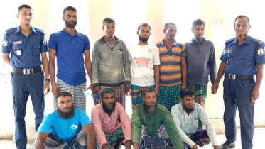 কুয়াকাটা সমুদ্রে মাছ শিকারের দায়ে ৩৯ জেলে আটক