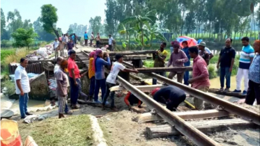 কুড়িগ্রামের সঙ্গে সারাদেশের রেল যোগাযোগ বন্ধ