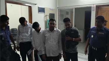 নিয়োগ পরীক্ষায় প্রক্সি দিতে গিয়ে আটক ৪