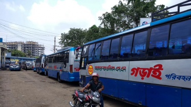 দুই দফা দাবিতে কুষ্টিয়ায় বাস চলাচল বন্ধ, ভোগান্তিতে যাত্রীরা