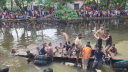লক্ষ্মীপুরে নিয়ন্ত্রণ হারিয়ে বাস খালে, নিহত ৫