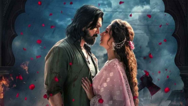 দেশের ৩২ সিনেমা হলে মুক্তি পেল ‘মালিক’