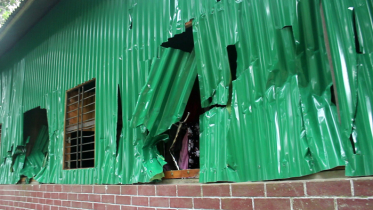 মাগুরায় যুবলীগ-ছাত্রলীগ নেতাকর্মীদের বাড়িঘর ভাঙচুর 