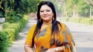 সাবেক এমপি কণ্ঠশিল্পী মমতাজ ঢাকায় গ্রেপ্তার