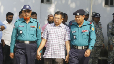 জুলাই হত্যাকাণ্ড: দায় স্বীকার করে ক্ষমা চাইলেন সাবেক আইজিপি মামুন