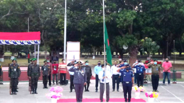 পতাকা উত্তোলনের মধ্যে দিয়ে মুজিবনগর দিবসের সূচনা