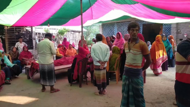 গাংনীতে রোগীবাহী মাইক্রোবাসের সঙ্গে ট্রাকের সংঘর্ষ, নিহত ৩