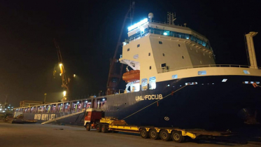 মোংলায় দুর্ঘটনার শিকার ২টি বিদেশি জাহাজ, দায় কার?