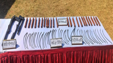 মৌলভীবাজারের বড়লেখায় অবৈধ অস্ত্র ও বিস্ফোরক উদ্ধার মৌলভীবাজারের বড়লেখায় অবৈধ অস্ত্র ও বিস্ফোরক উদ্ধার