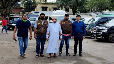 সমালোচিত বক্তা মুফতি ইব্রাহিমের বিরুদ্ধে দুই মামলা