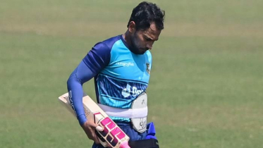 ফিটনেস ঠিক রাখতে গিয়ে চোট, মুশফিকের হাঁটুতে ৬ সেলাই