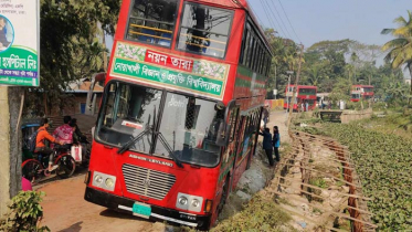 দুর্ঘটনার কবলে নোবিপ্রবির শিক্ষার্থীবাহী বাস