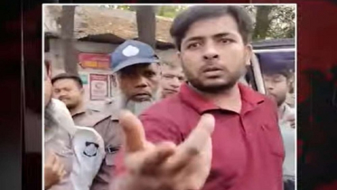 সচিবালয় এলাকায় মারধরের শিকার সময় টিভির ২ সাংবাদিক