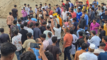 স্কুল ফাঁকি দিয়ে মেঘনা নদীতে গোসলে নেমে দুই শিক্ষার্থীর মৃত্যু স্কুল ফাঁকি দিয়ে মেঘনা নদীতে গোসলে নেমে দুই শিক্ষার্থীর মৃত্যু
