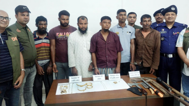 নড়াইলে জুয়েলার্স মালিকসহ ৬ ডাকাত গ্রেফতার, মালামাল উদ্ধার