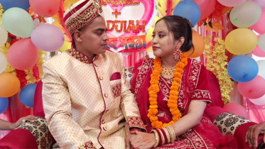 প্রেমের টানে মালয়েশিয়ার তরুণী নওগাঁয়, বসলেন বিয়ের পিঁড়িতে