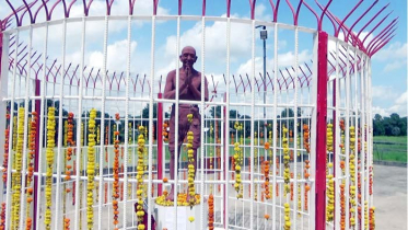 আত্রাইয়ে মহাত্মা গান্ধীর ভাস্কর্য উদ্বোধন 