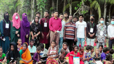 বেদে সম্প্রদায়ের পাশে স্বপ্নের খোঁজে ফাউন্ডেশন