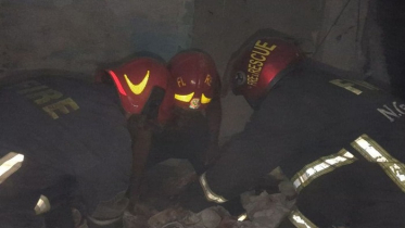 নারায়ণগঞ্জে গ্যাস লিকেজ থেকে ভয়াবহ বিস্ফোরণ, আহত ৩